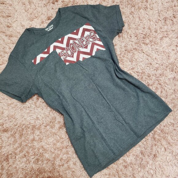 OU Chevron Print T-Shirt Size S - Picture 1 of 7